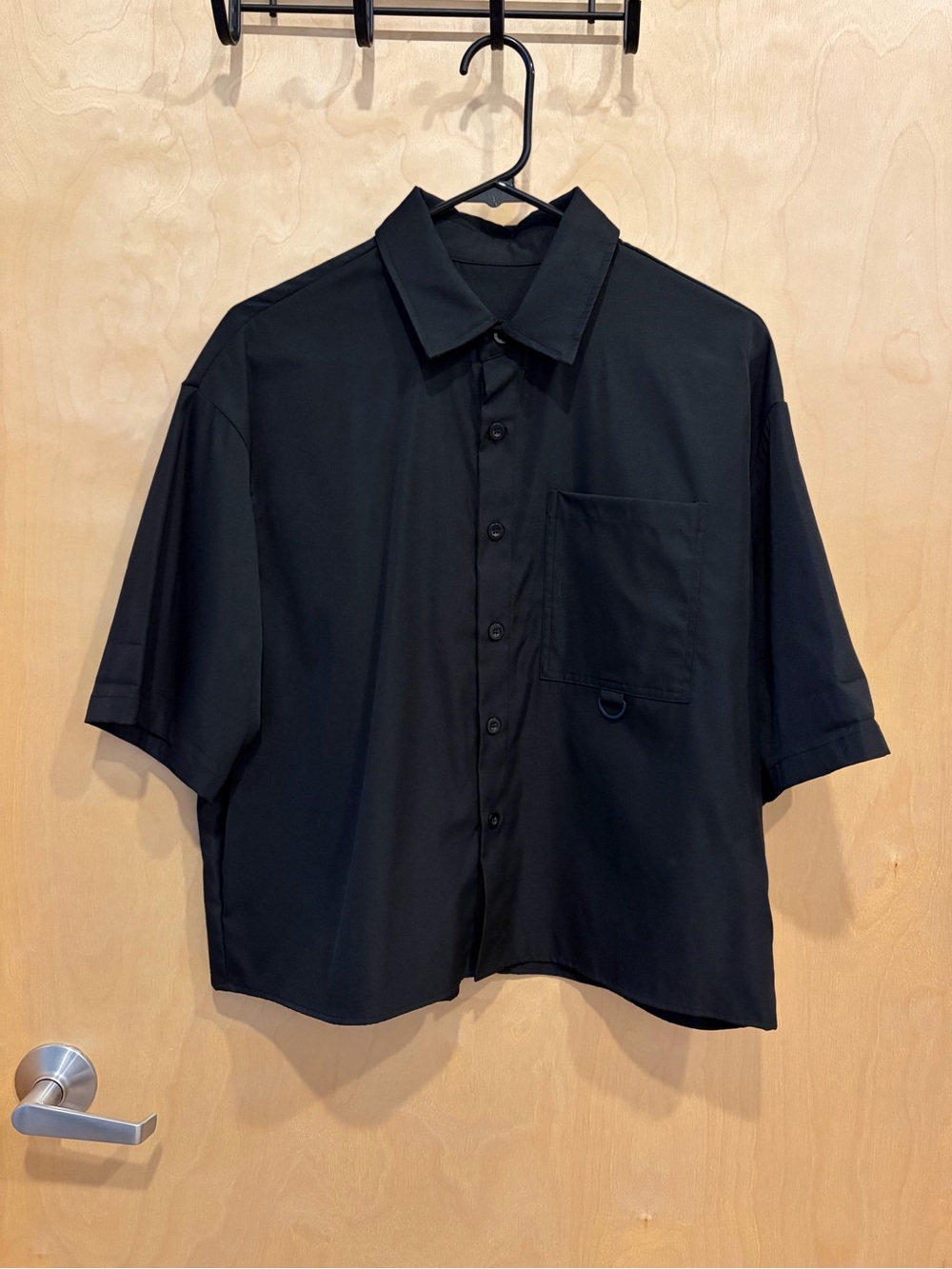 Men’s Cropped Button Up Short Sleeve Shirt